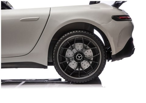 Auto Na Akumulator Mercedes GT63 AMG DKGT63 24V LCD Lakierowany Jasno Szary LEAN CARS