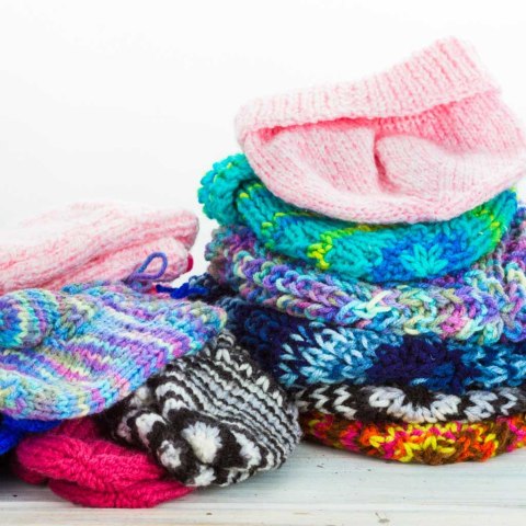 Maszyna do szycia krosno dziewiarskie 48-igłowa okrągła + 4 kłębki włóczki Kik Sp. z o. o. Sp. k.