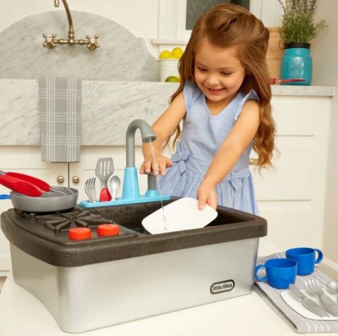 Pierwszy zlew i kuchenka Little Tikes