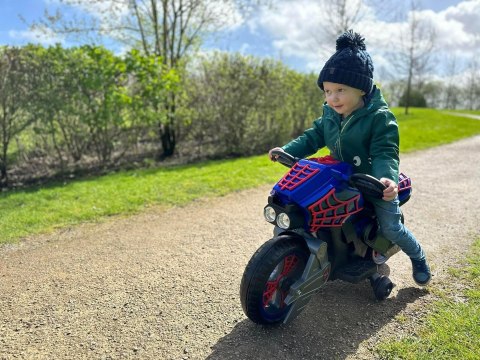 Jeździk elektryczny dziecięcy Huffy Motocykl Spider-Man (17345W)