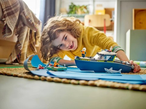 LEGO City 60456 - Pościg łodzią policyjną (OUTLET)