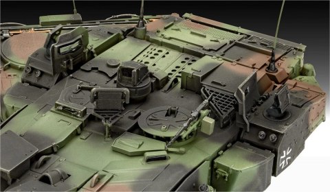 Model plastikowy Leopard 2A7A1 Revell