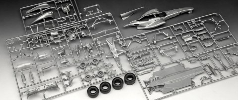 Model plastikowy Mclaren Mercedes MP4-25 L. Hamilton Revell