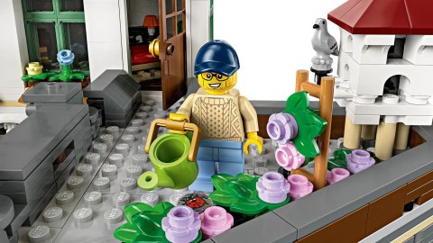 LEGO Icons 11371 - Ulica handlowa