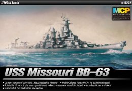 BB-63 USS Missouri 1/700 Academy