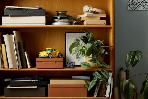 LEGO Icons 10338 - Bumblebee