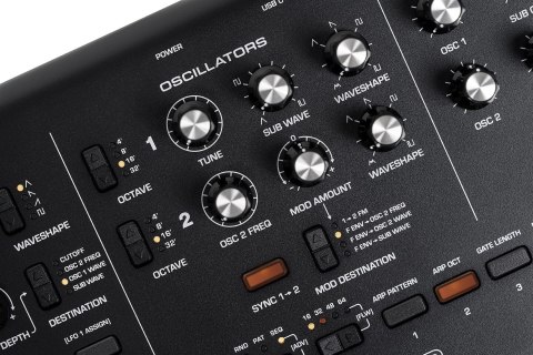 MOOG MESSENGER - Syntezator Analogowy