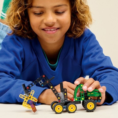 Klocki Technic 42218 Harwester kołowy John Deere 1470H