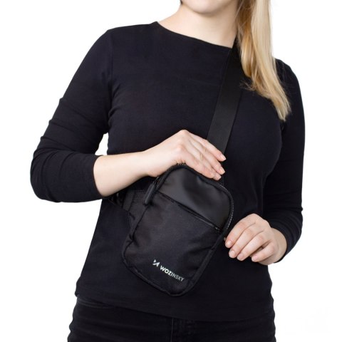 Mini saszetka na ramię wodoodporna dwukomorowa na telefon unisex - czarna WOZINSKY