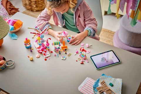 LEGO Friends 42700 - Cukierkowo-babeczkowy diabelski młyn