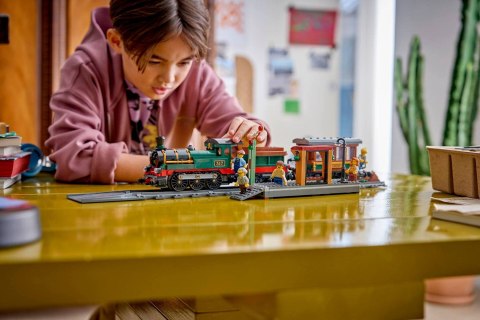 LEGO City 60511 - Retro pociąg z lokomotywą parową