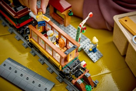 LEGO City 60511 - Retro pociąg z lokomotywą parową