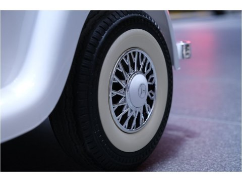 Auto Na Akumulator Mercedes Benz 540K Klasyk Premium Światła LED MP3 Biały