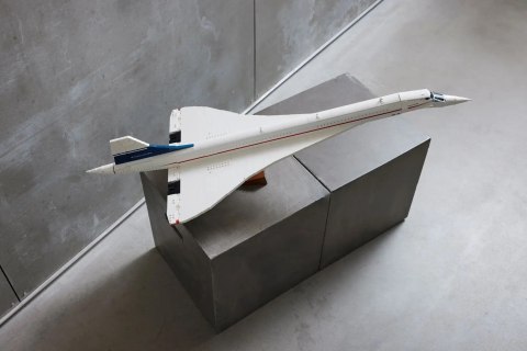 LEGO Icons 10318 - Concorde