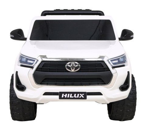 Toyota Hilux na akumulator dla dzieci Biały + Napęd 4x4 + Pilot + 2 bagażniki + Radio MP3 + LED