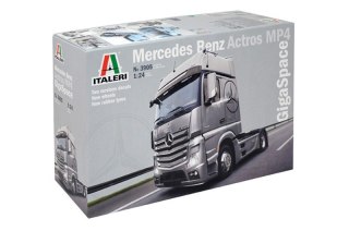 Mercedes Benz Actros MP4 Gigaspace Italeri