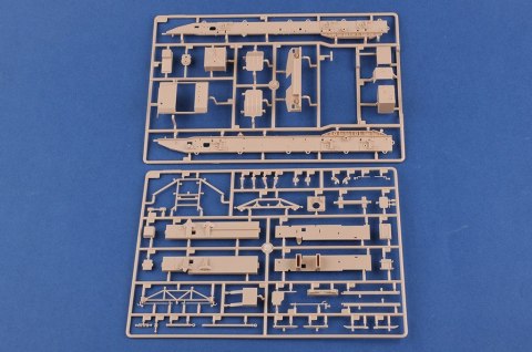 Model plastikowy BAZ-64022 z 5P85TE2 TEL S-400 Hobby Boss