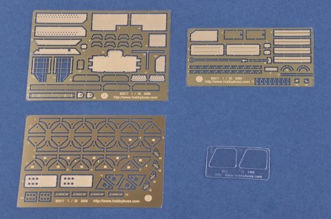 Model plastikowy BAZ-64022 z 5P85TE2 TEL S-400 Hobby Boss