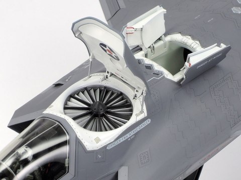 Model plastikowy Lockheed Martin F-35B Lightning II 1/48 Tamiya