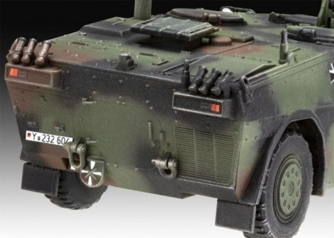 Model plastikowy Spahwagen Fennek 1/72 Revell