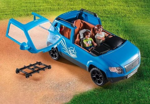 Zestaw z figurkami Family Fun 71423 Samochód z przyczepą kempingową Playmobil