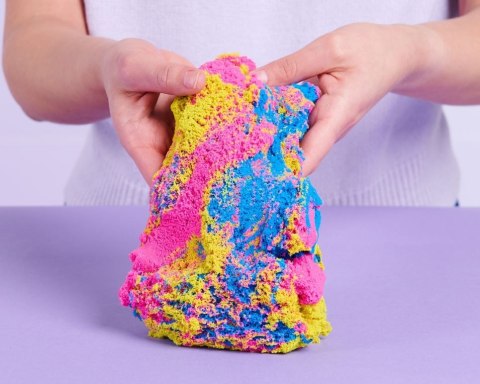 Kinetic Sand Zgniataj i twórz Spin Master