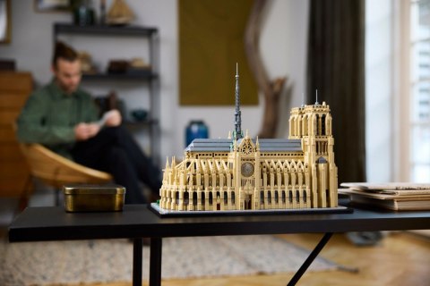 Klocki Architecture 21061 Notre-Dame w Paryżu LEGO