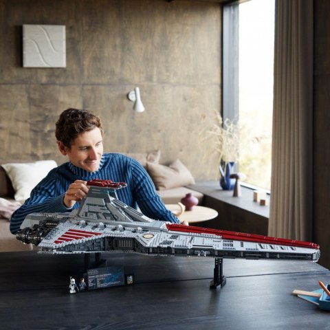 Klocki Star Wars 75367 Gwiezdny Niszczyciel typu Venator LEGO