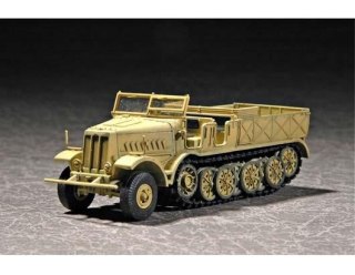 Model plastikowy niemiecki Sd.Kfz.9 Schwere Zugkraftwagen 18t Typ F3 Trumpeter