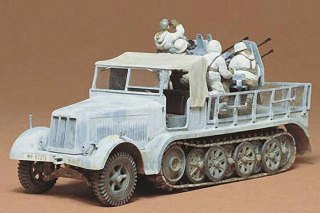 TAMIYA German 8T Half Tr ack Sdkfz 7/1 Tamiya