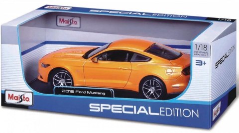 Model kompozytowy Ford Mustang GT 2015 pomarańczowy 1/24 Maisto