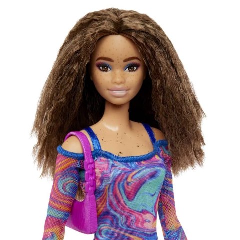 Lalka Barbie Fashionistas z karbowanymi włosami i piegami Mattel