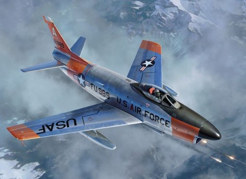 Model plastikowy samolot F-86D Dog Sabre 1/48 Revell