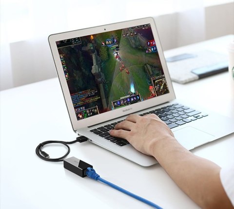 Zewnętrzna karta sieciowa LAN RJ45 - USB 2.0 100 Mbps - czarny UGREEN