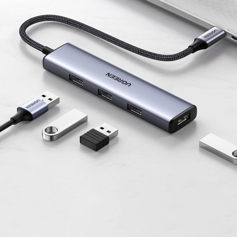 Rozdzielacz rozgałęźnik HUB USB-C na 4x USB 3.2 srebrny UGREEN