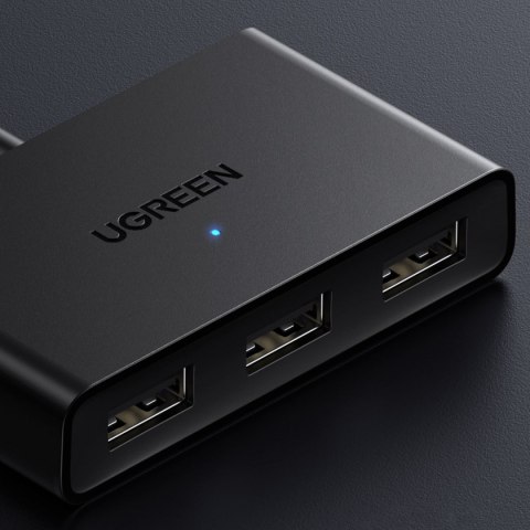 Przełącznik adapter switch box USB 2 wejścia - 3 wyjścia czarny UGREEN