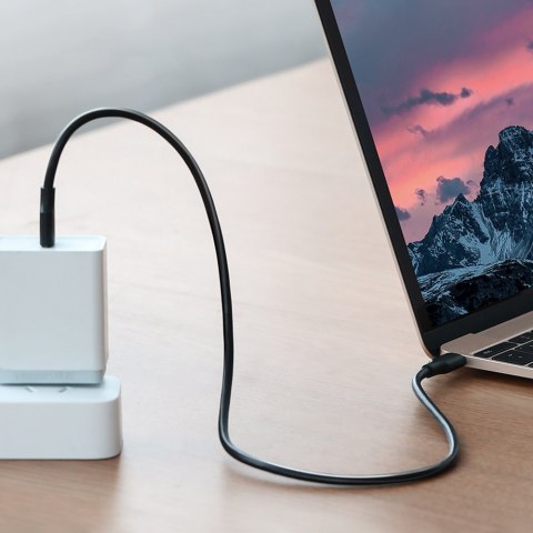 Kabel przewód USB-C do ładowania i transferu danych 3A 1.5m czarny UGREEN