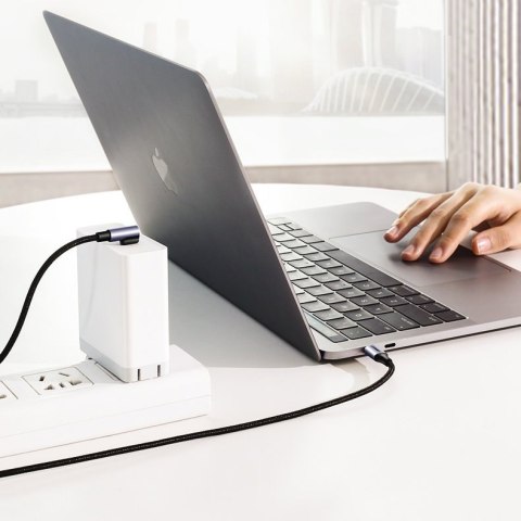 Kątowy kabel przewód USB-C Power Delivery 60W 20V 3A 2m czarno-szary UGREEN