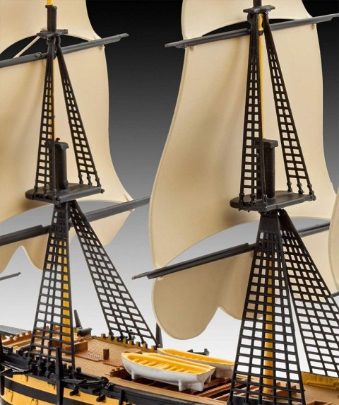 Model plastikowy HMS Victory Revell