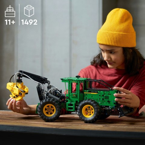 Klocki Technic 42157 Ciągnik zrywkowy John Deere 948L-II LEGO