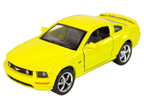 Metalowe Autko Ford Mustang GT 2006 1:38 4 Kolory Napęd HXKT041 LEAN Toys