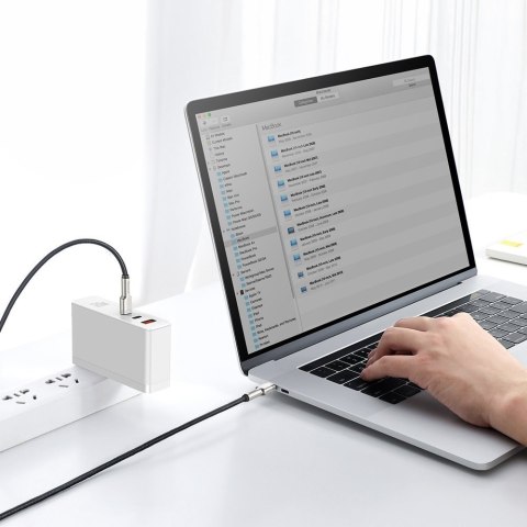 Przewód kabel USB-C - USB-C Cafule Metal Data Power Delivery 100W 1m - czarny BASEUS