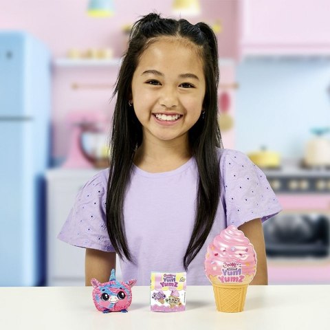 Maskotka Cookeez Makery Yum Yummz - Rożek display 18 sztuk Cobi