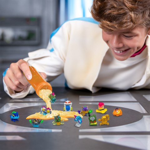 Figurki Mr Beast Lab - Rój tuba 2-pak Display 12 sztuk Cobi