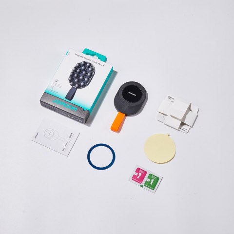 Uchwyt magnetyczny na telefon 4.7-7'' z przyssawkami na szybę lustro - czarno-pomarańczowy JOYROOM