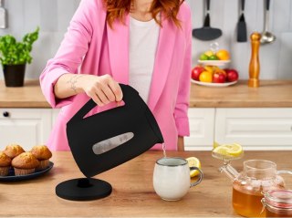 Czajnik elektryczny Essential czarny Lafe