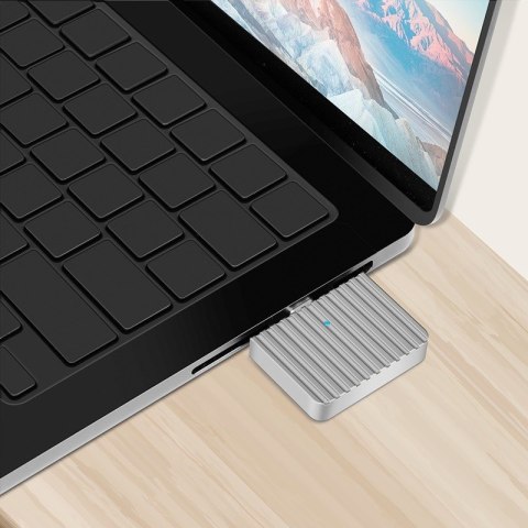 Micro kieszeń USB3.2 1x Gen2, USB-C, PCOe NVMe LogiLink