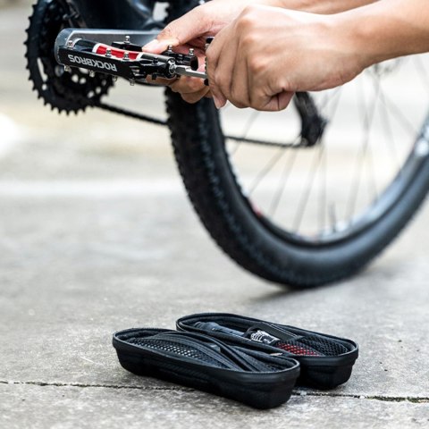 Torba rowerowa na narzędzia mocowana w uchwycie na bidon 0.65l - czarna ROCKBROS