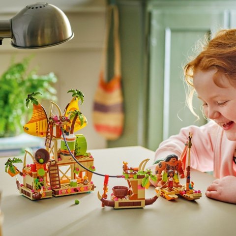 Klocki Disney 43258 Barka Kakamorów LEGO