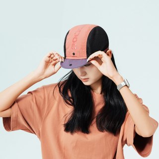 Czapka rowerowa kolarska z daszkiem pod kask - czerwona ROCKBROS